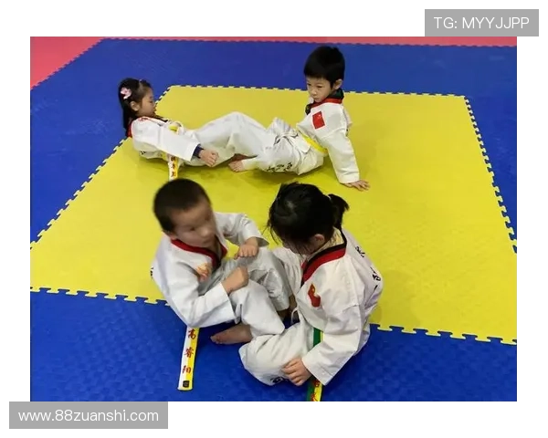 儿童组跆拳道比赛精彩瞬间与成长故事分享